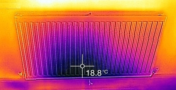 Hideg radiátor hőkamera képe